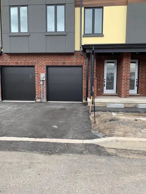 Front of Unit 17, 1465 Station Street