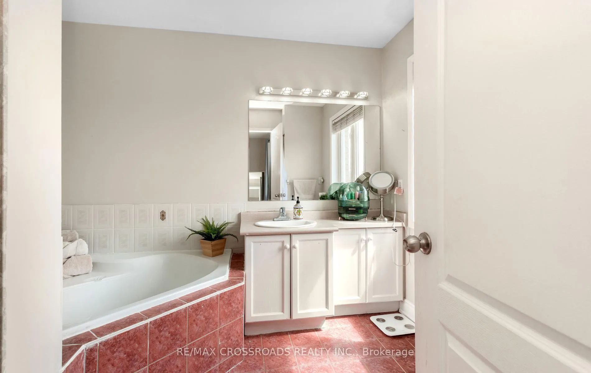 Photo 24 of 21 Cedarvalley Boulevard, Brampton, Northwest Sandalwood Parkway — HOMEH