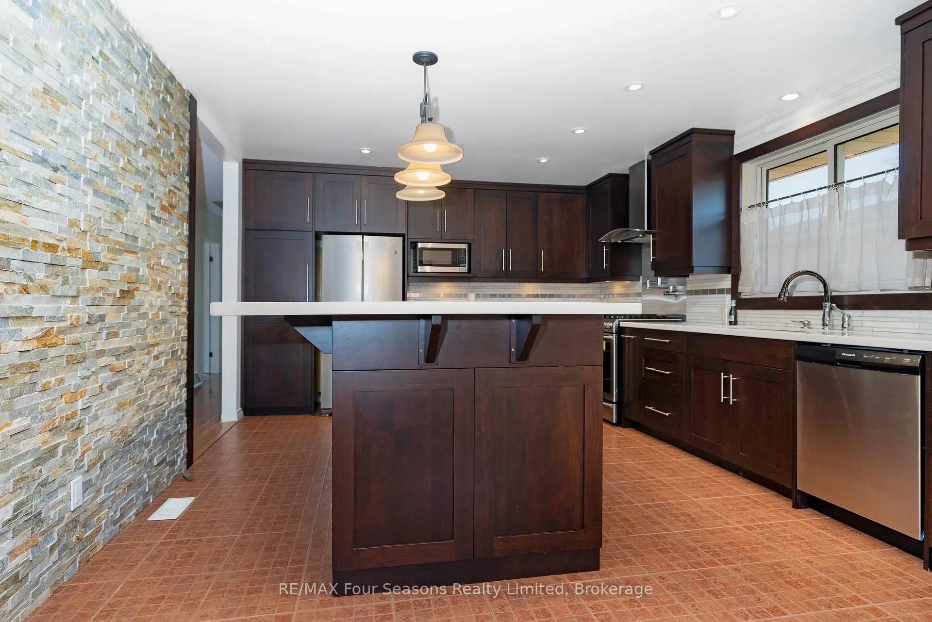 Photo 4 of 53 Alice Street, Collingwood — HOMEH