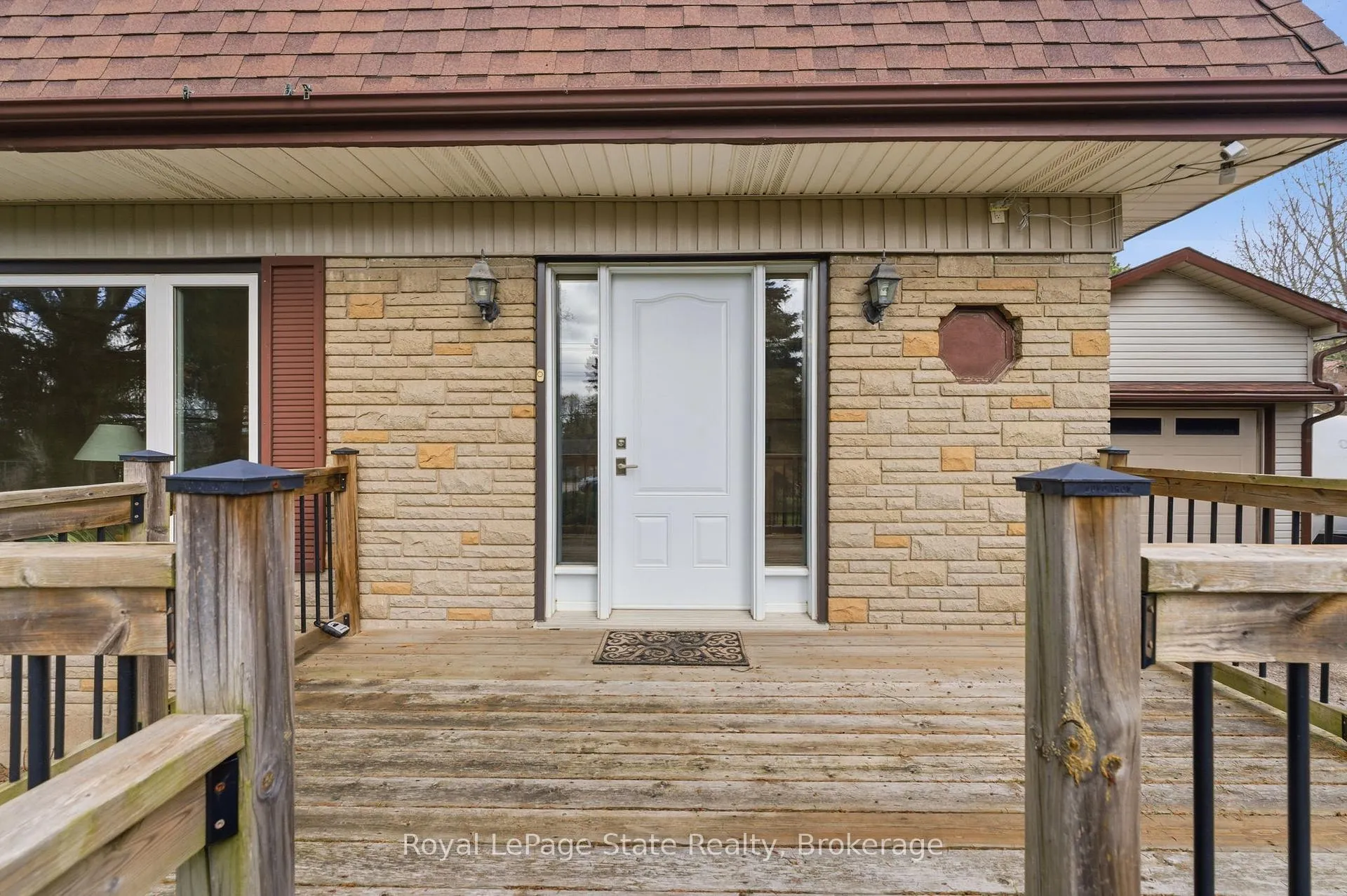 Photo 4 of 130 Highway 8, Hamilton, Rural Flamborough — HOMEH