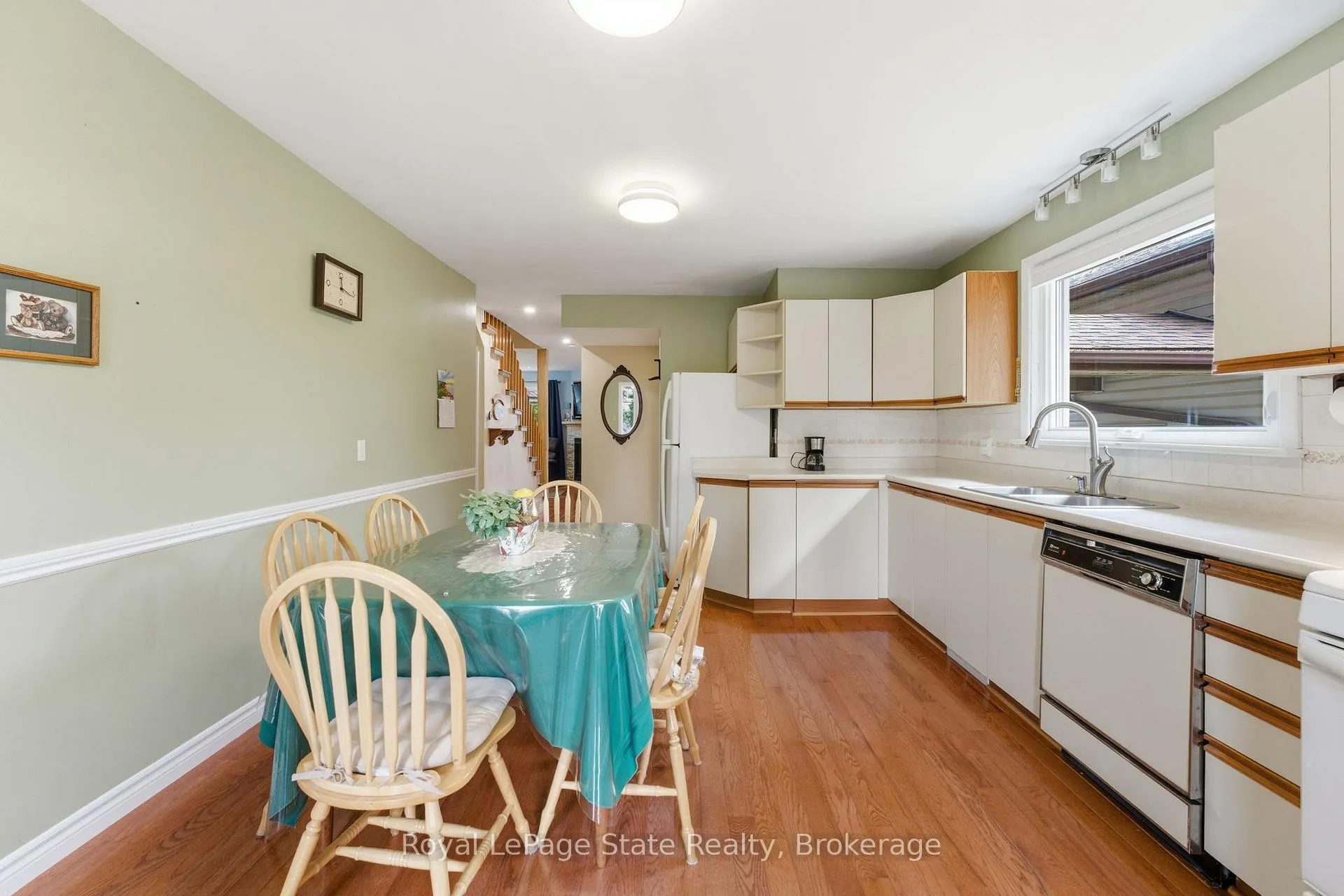 Photo 14 of 130 Highway 8, Hamilton, Rural Flamborough — HOMEH
