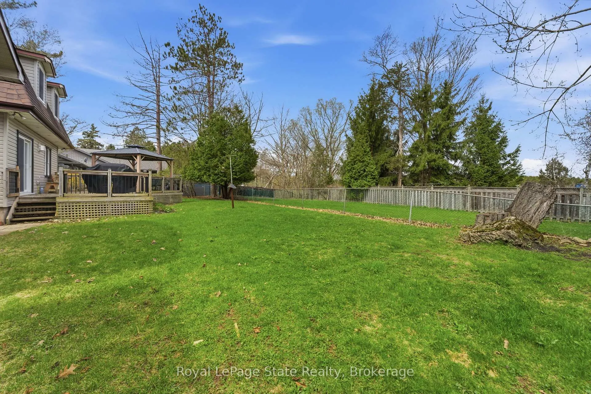 Photo 35 of 130 Highway 8, Hamilton, Rural Flamborough — HOMEH