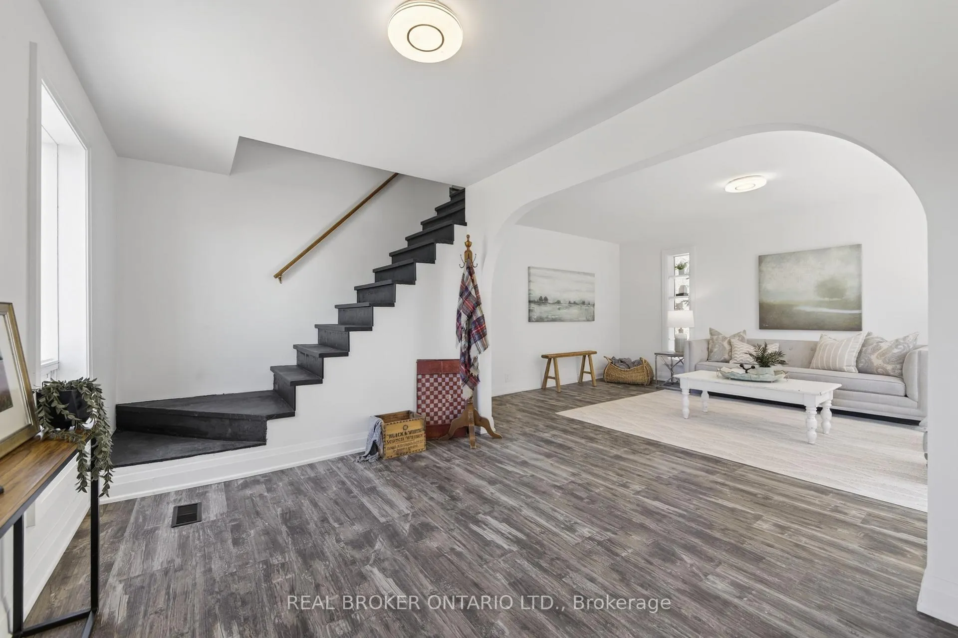 Photo 4 of 261 Portage Road, Kawartha Lakes, Carden — HOMEH