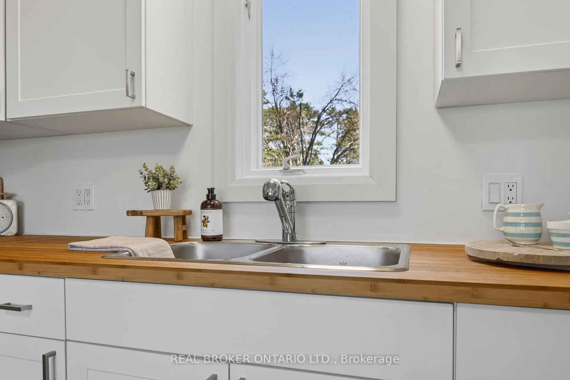 Photo 14 of 261 Portage Road, Kawartha Lakes, Carden — HOMEH