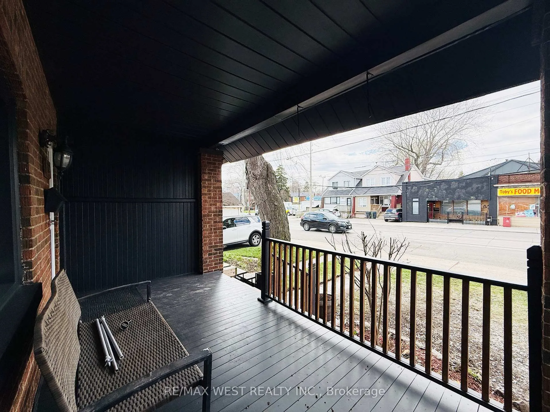 Photo 5 of Unit Main & 2nd, 123 Kingston Road, Toronto, The Beaches — HOMEH