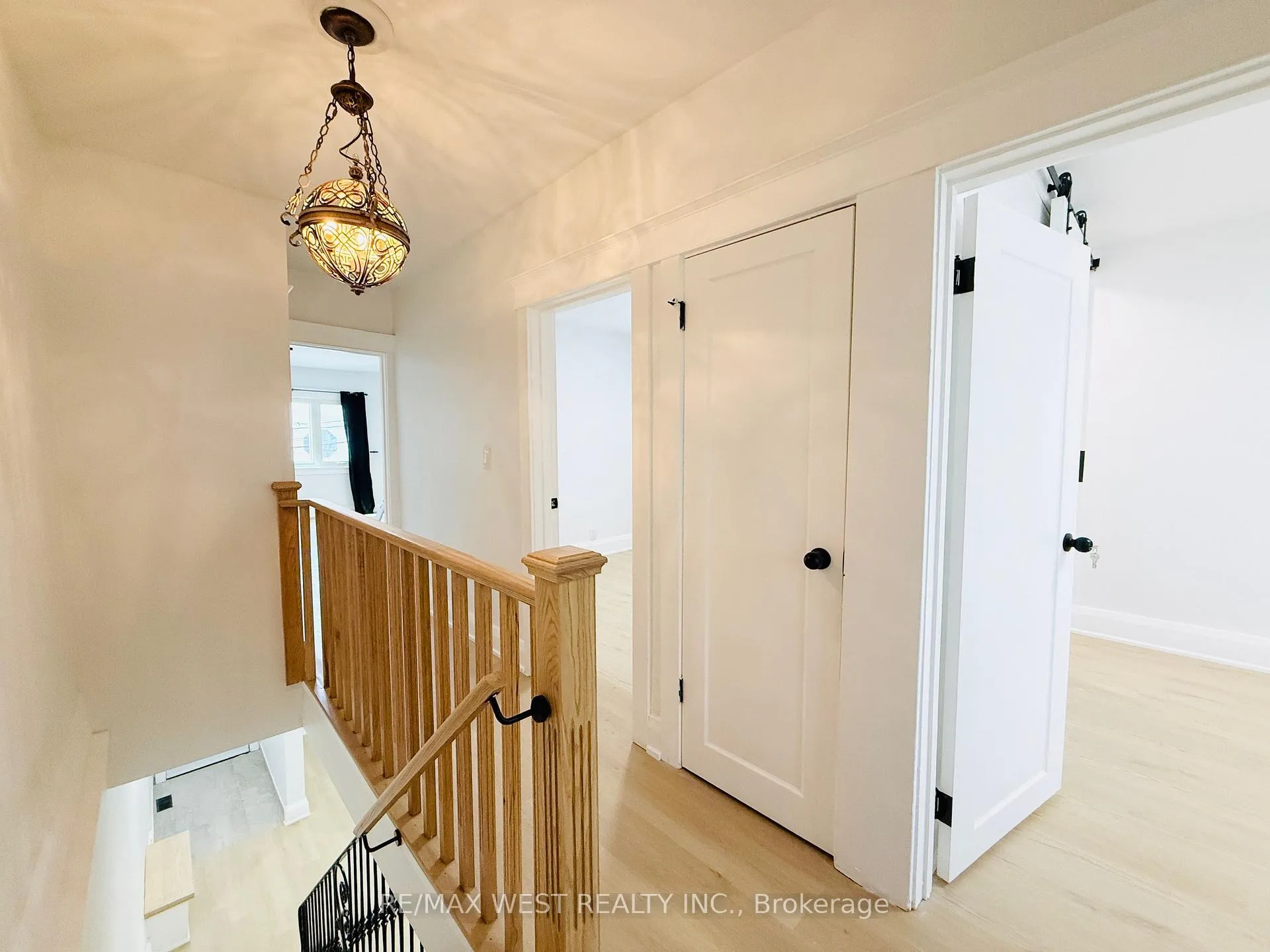 Photo 16 of Unit Main & 2nd, 123 Kingston Road, Toronto, The Beaches — HOMEH