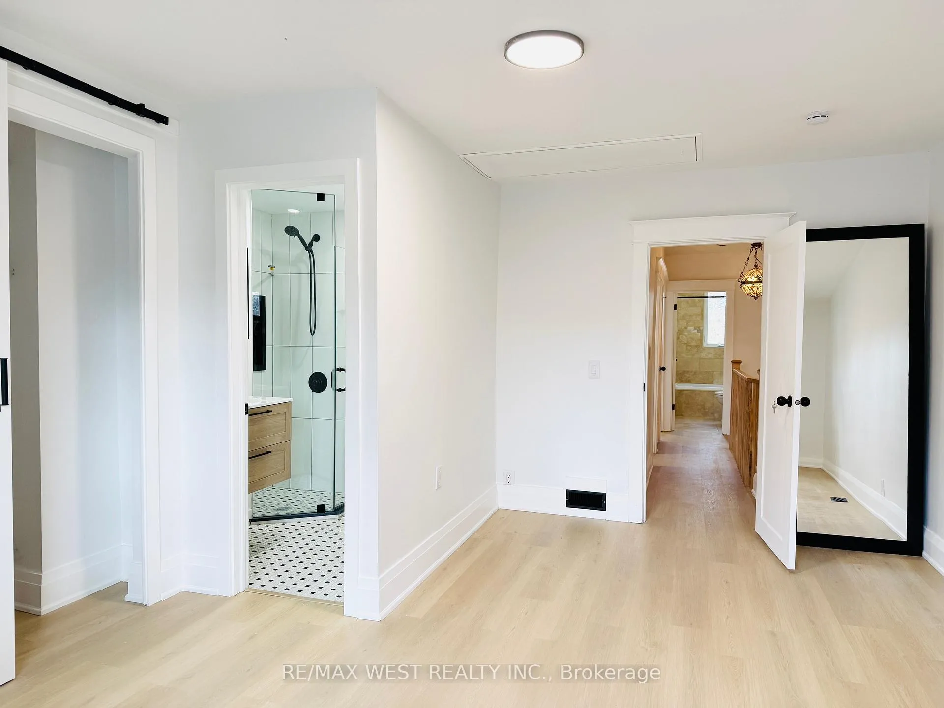 Photo 22 of Unit Main & 2nd, 123 Kingston Road, Toronto, The Beaches — HOMEH