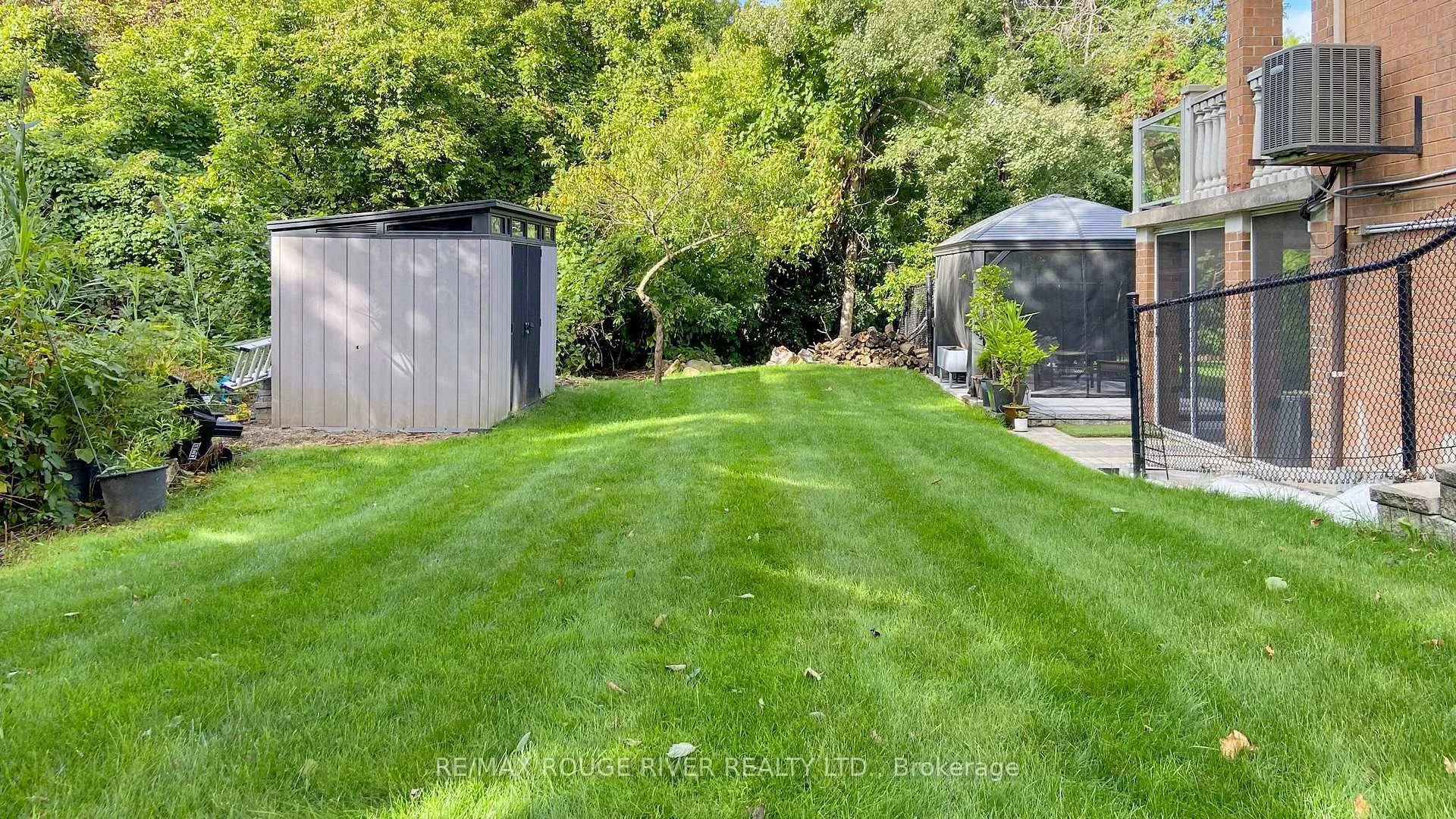 Photo 35 of 32 Dalmato Court, Vaughan, Vaughan Grove — HOMEH