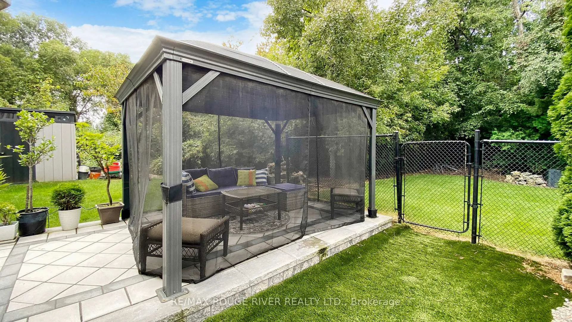 Photo 40 of 32 Dalmato Court, Vaughan, Vaughan Grove — HOMEH