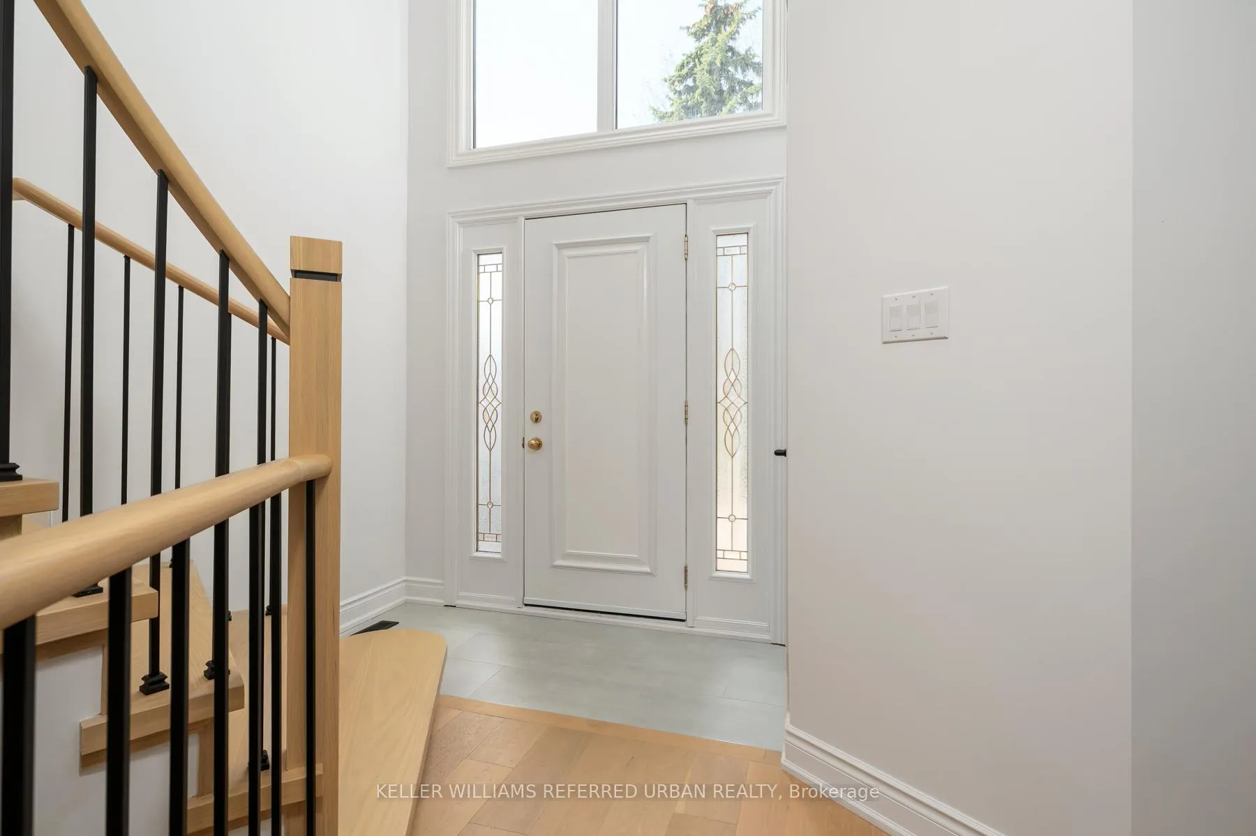 Photo 4 of 1064 Moorelands Crescent, Pickering, Rosebank — HOMEH
