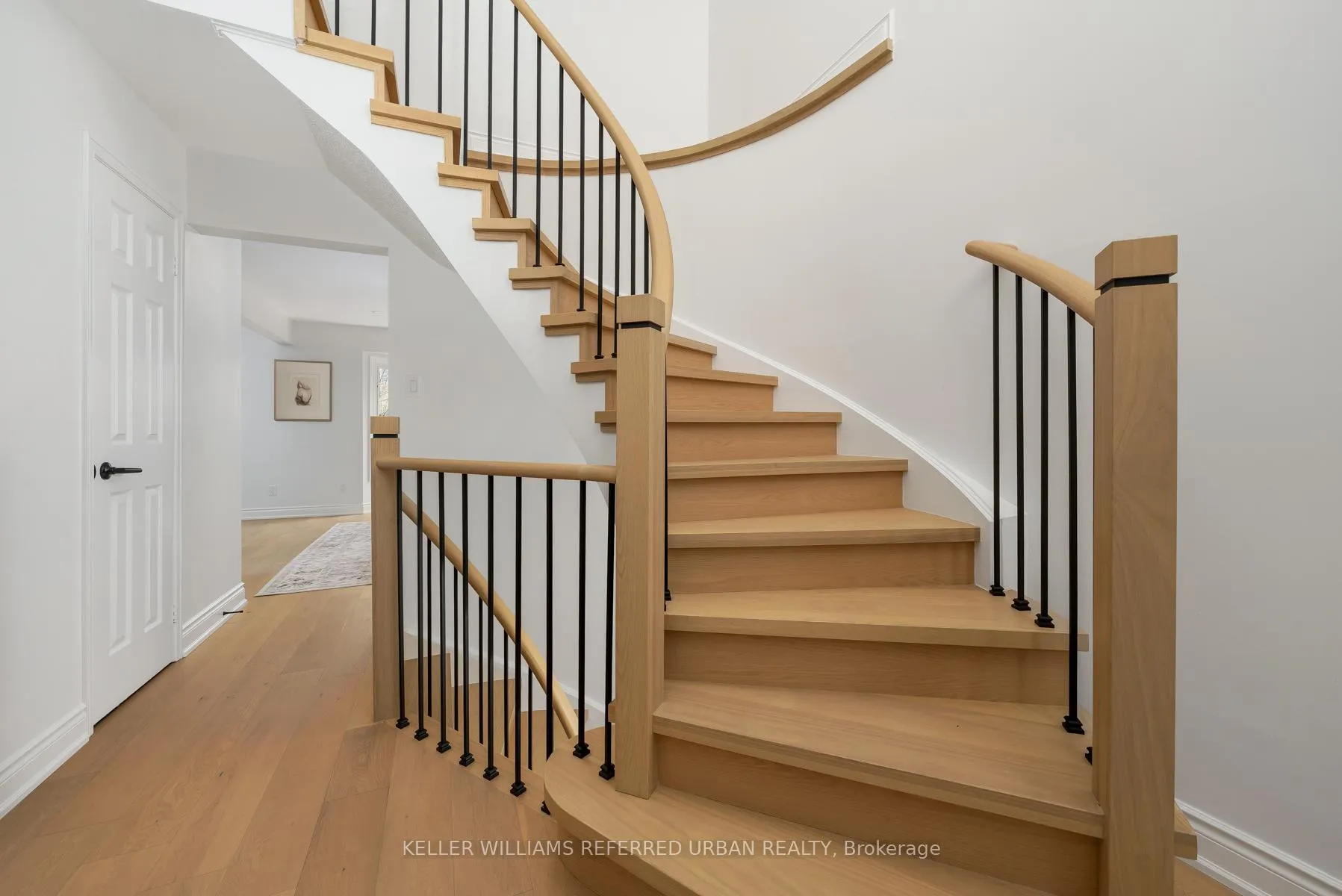 Photo 5 of 1064 Moorelands Crescent, Pickering, Rosebank — HOMEH