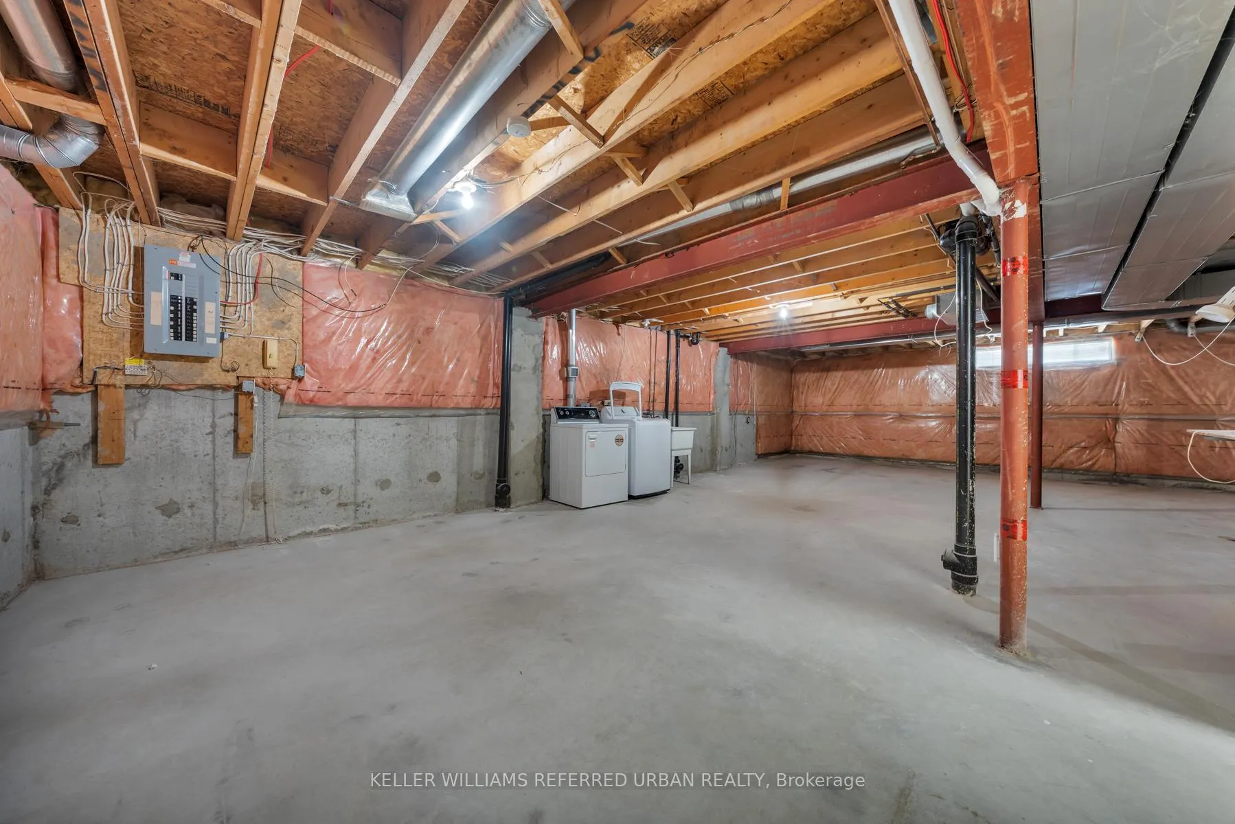 Photo 32 of 1064 Moorelands Crescent, Pickering, Rosebank — HOMEH