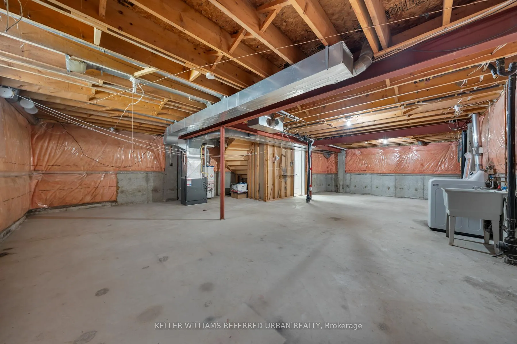Photo 34 of 1064 Moorelands Crescent, Pickering, Rosebank — HOMEH