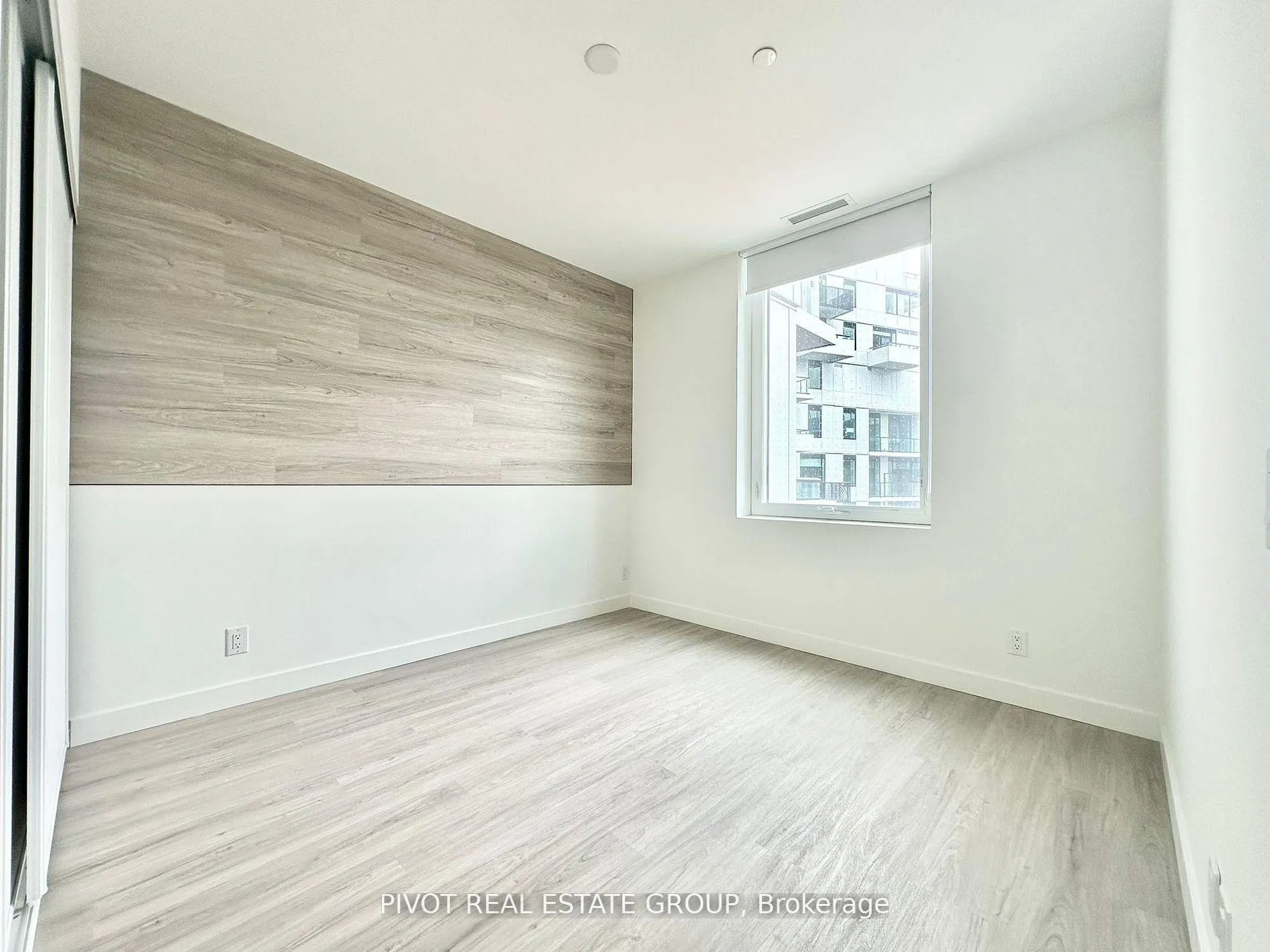 Photo 10 of Unit 604, 1050 Eastern Avenue, Toronto, The Beaches — HOMEH