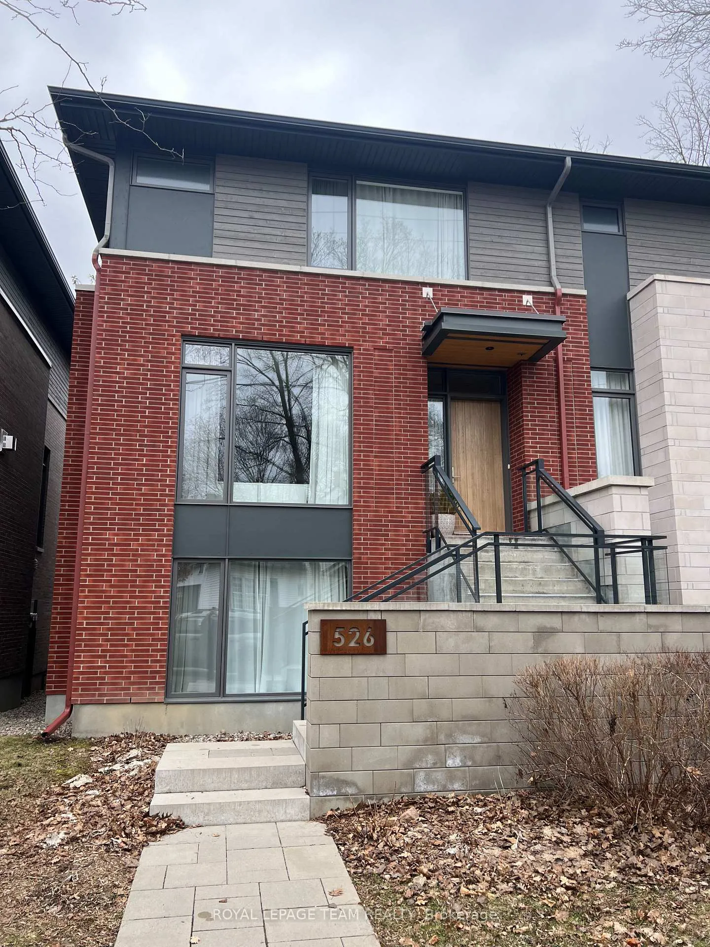 Photo 1 of 526 Edison Avenue, Ottawa, McKellar/Highland — HOMEH
