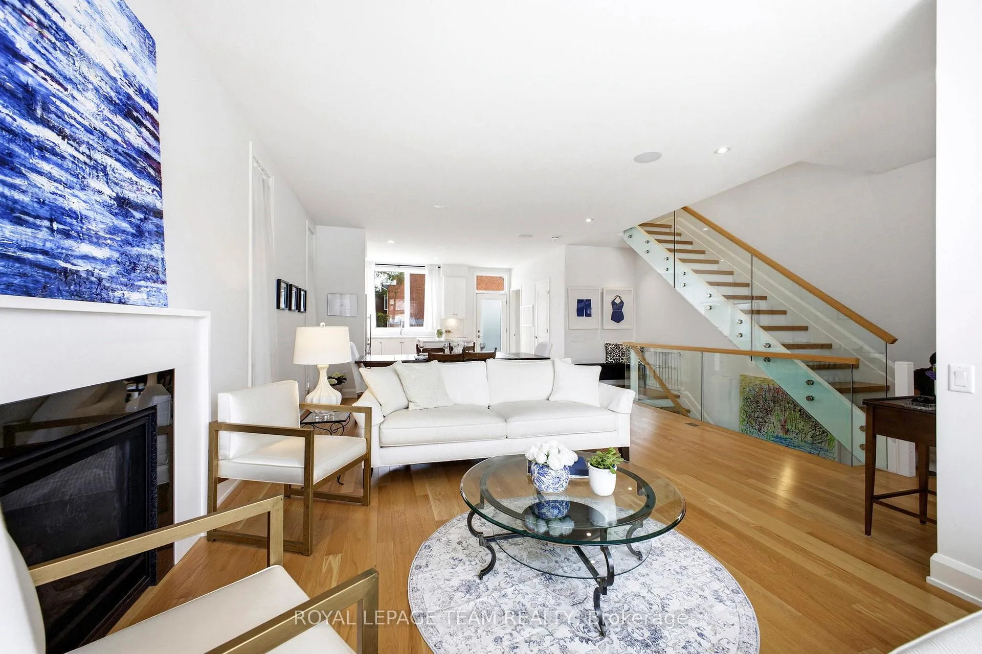 Photo 12 of 526 Edison Avenue, Ottawa, McKellar/Highland — HOMEH