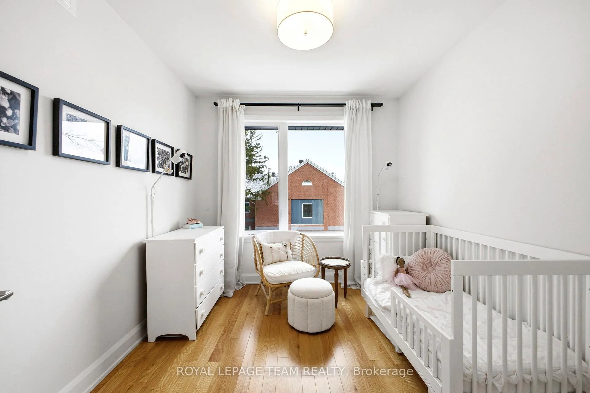 Photo 23 of 526 Edison Avenue, Ottawa, McKellar/Highland — HOMEH