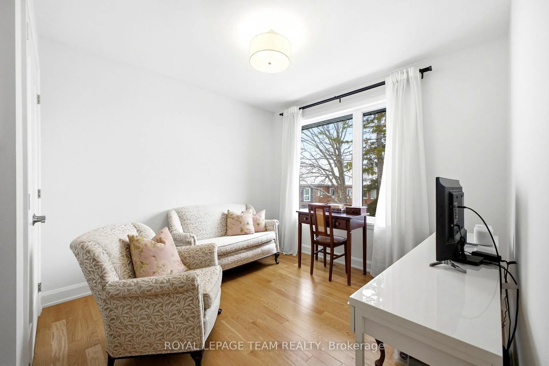 Photo 25 of 526 Edison Avenue, Ottawa, McKellar/Highland — HOMEH