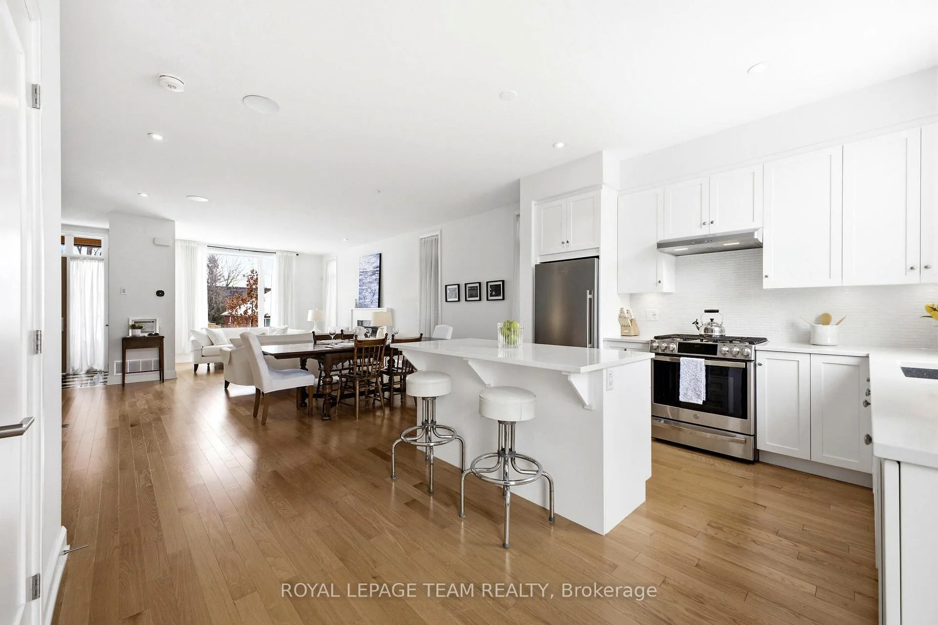 Photo 35 of 526 Edison Avenue, Ottawa, McKellar/Highland — HOMEH