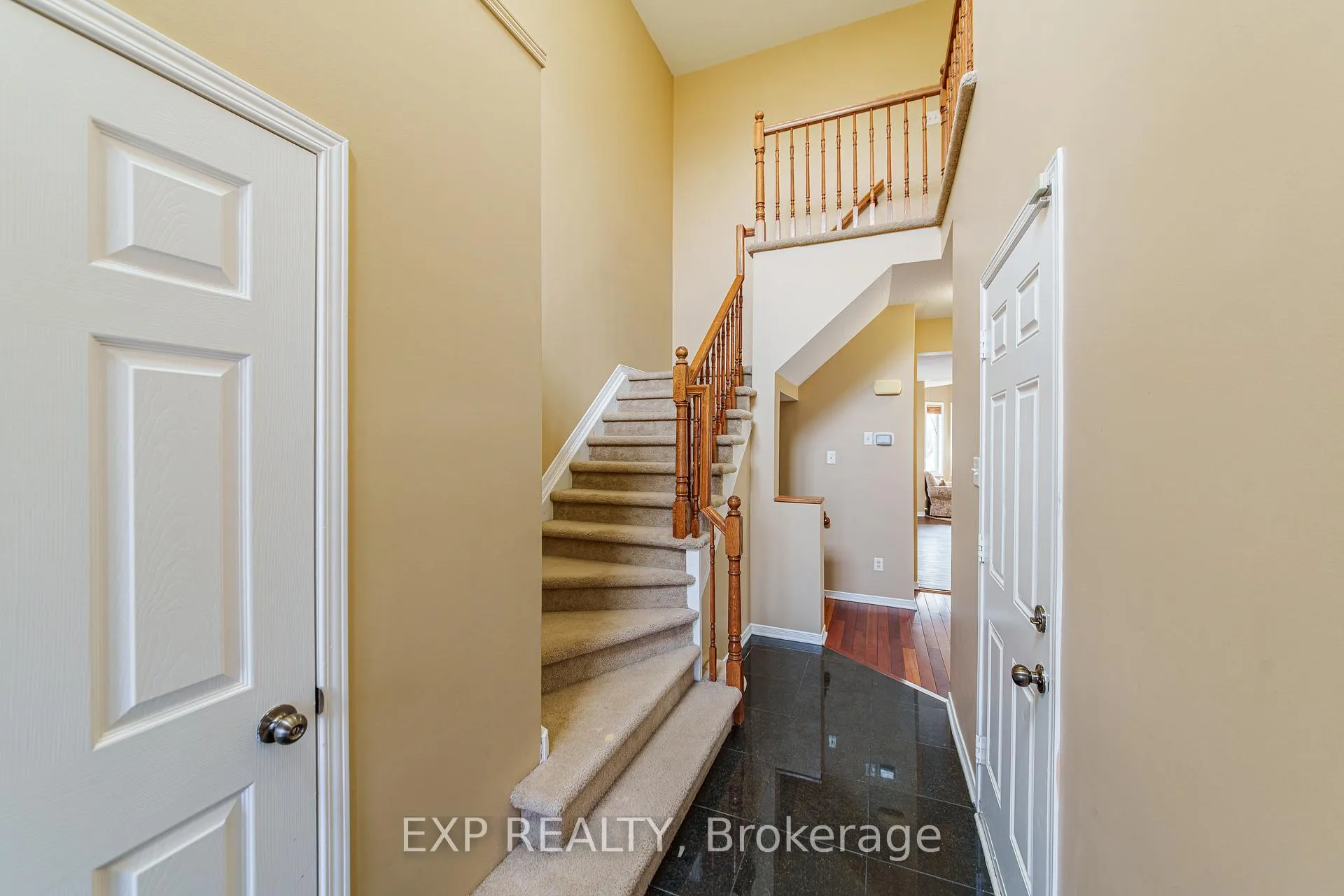 Photo 2 of 356 West Ridge Drive, Ottawa, Stittsville (South) — HOMEH
