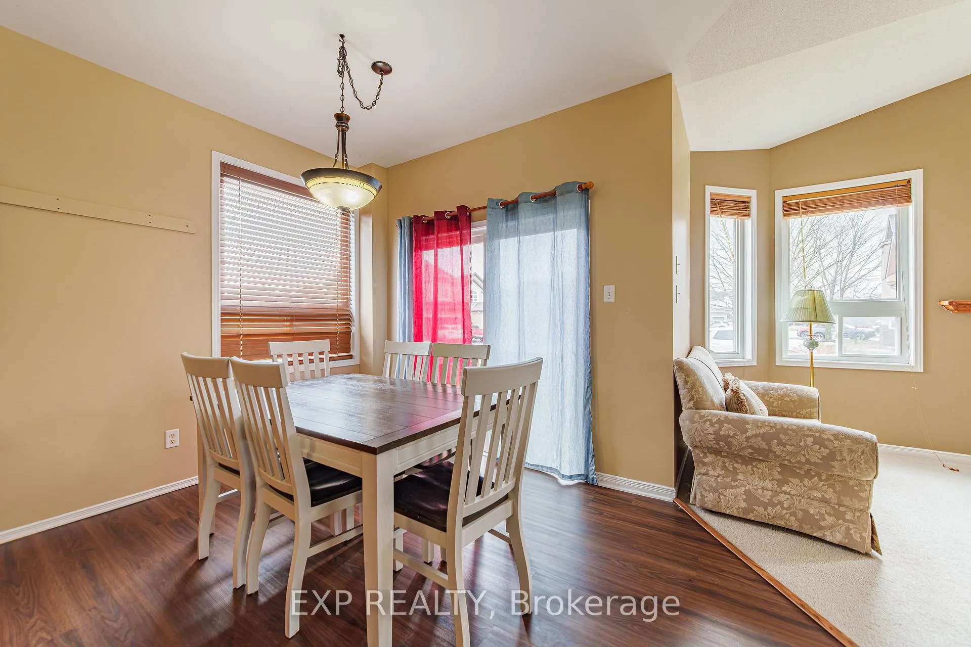Photo 12 of 356 West Ridge Drive, Ottawa, Stittsville (South) — HOMEH