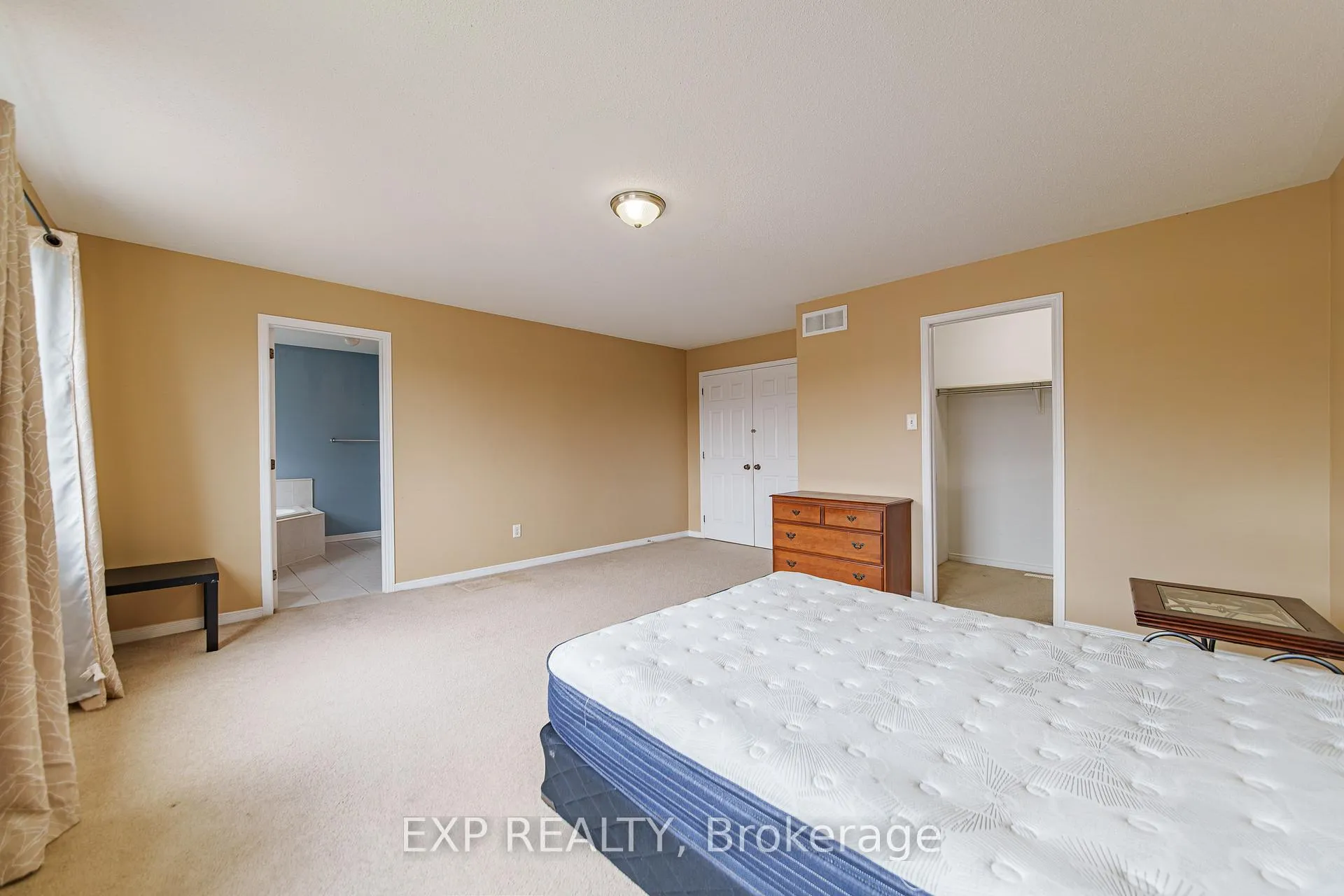 Photo 23 of 356 West Ridge Drive, Ottawa, Stittsville (South) — HOMEH
