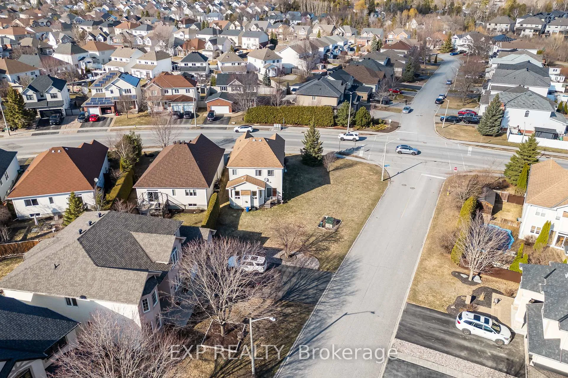 Photo 37 of 356 West Ridge Drive, Ottawa, Stittsville (South) — HOMEH