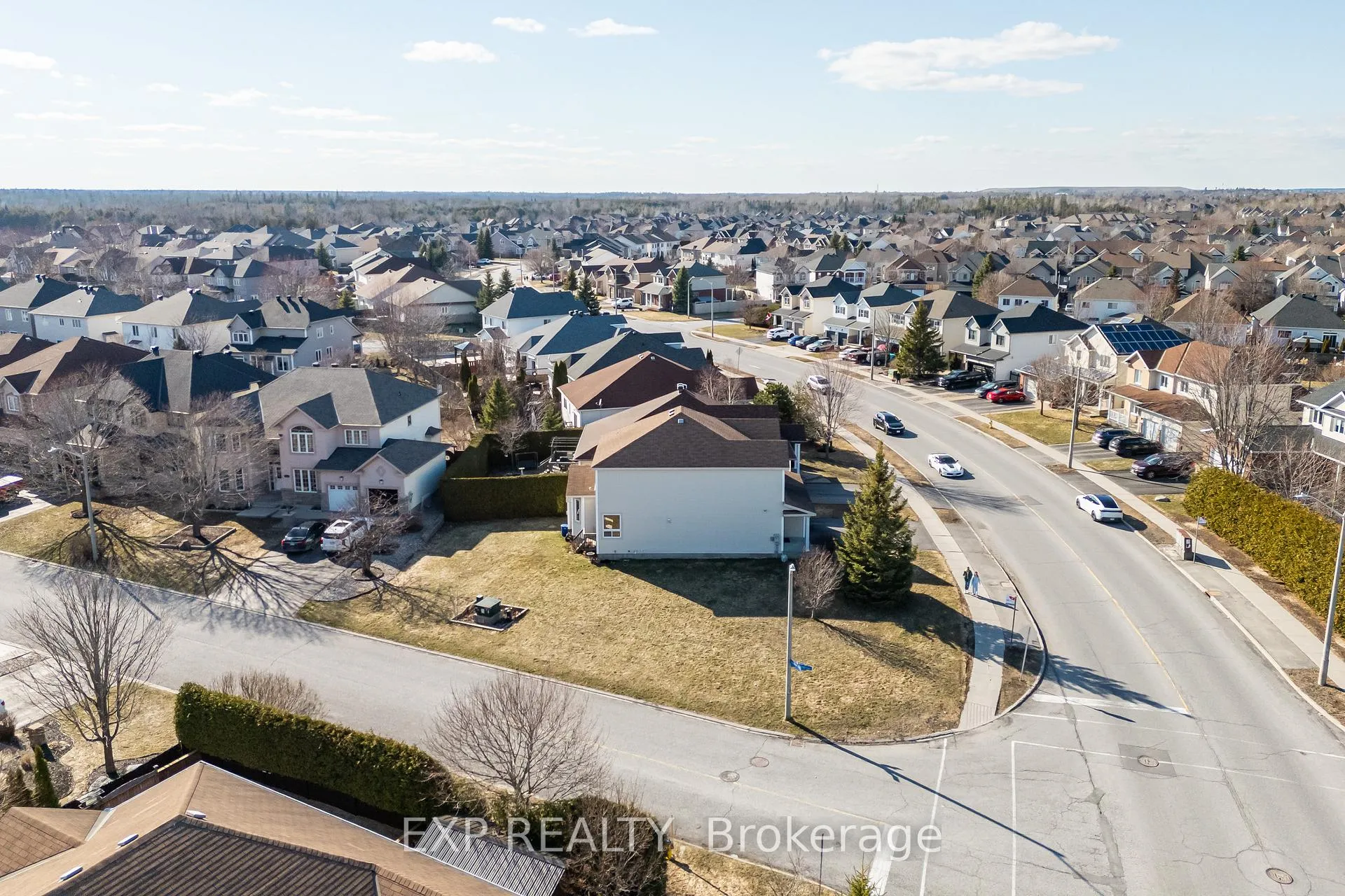 Photo 38 of 356 West Ridge Drive, Ottawa, Stittsville (South) — HOMEH