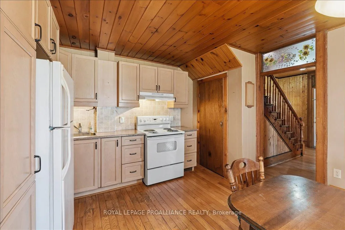 Photo 3 of 211 Colborne Street, Tweed, Tweed (Village) — HOMEH