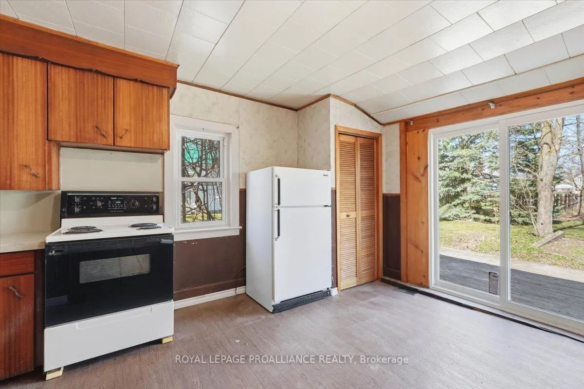 Photo 13 of 211 Colborne Street, Tweed, Tweed (Village) — HOMEH
