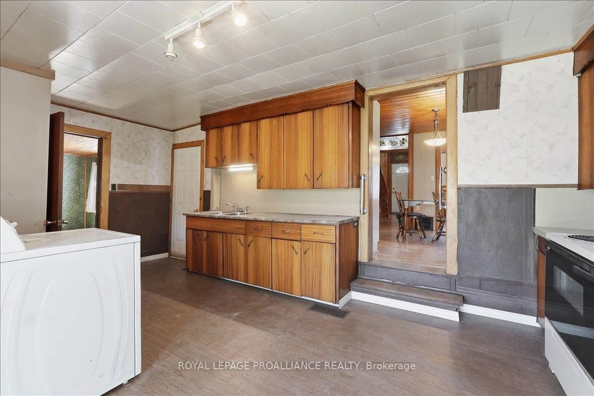 Photo 14 of 211 Colborne Street, Tweed, Tweed (Village) — HOMEH