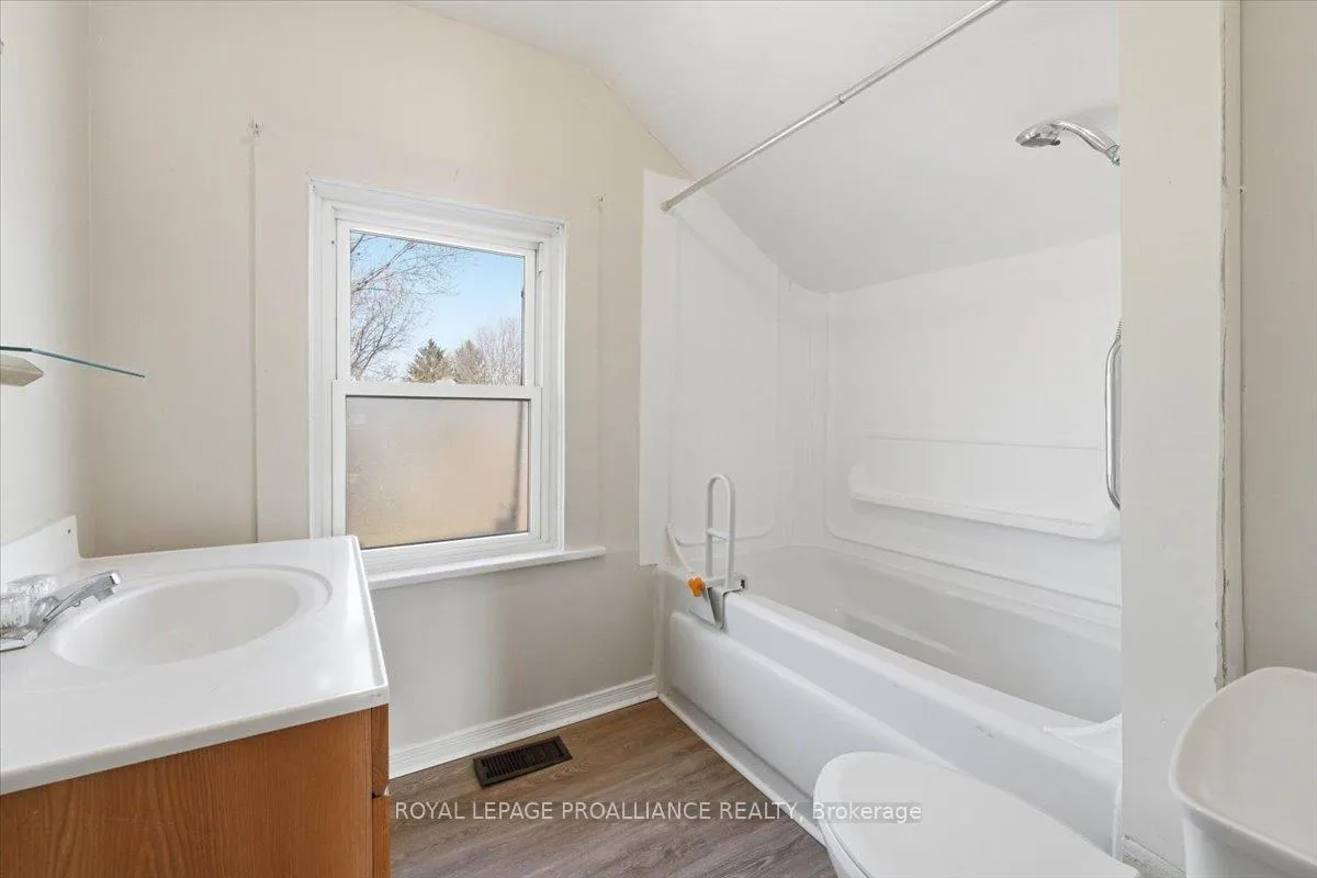 Photo 26 of 211 Colborne Street, Tweed, Tweed (Village) — HOMEH