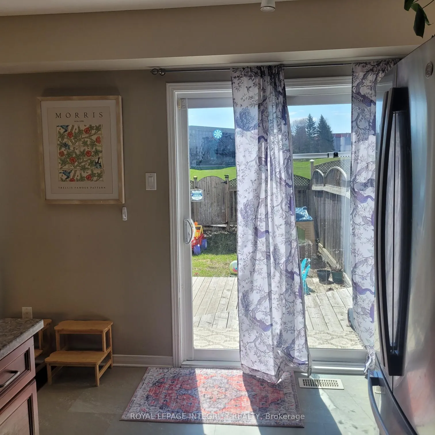 Photo 10 of 554 Aberfoyle Circle, Ottawa, Kanata - Morgan's Grant/South March — HOMEH