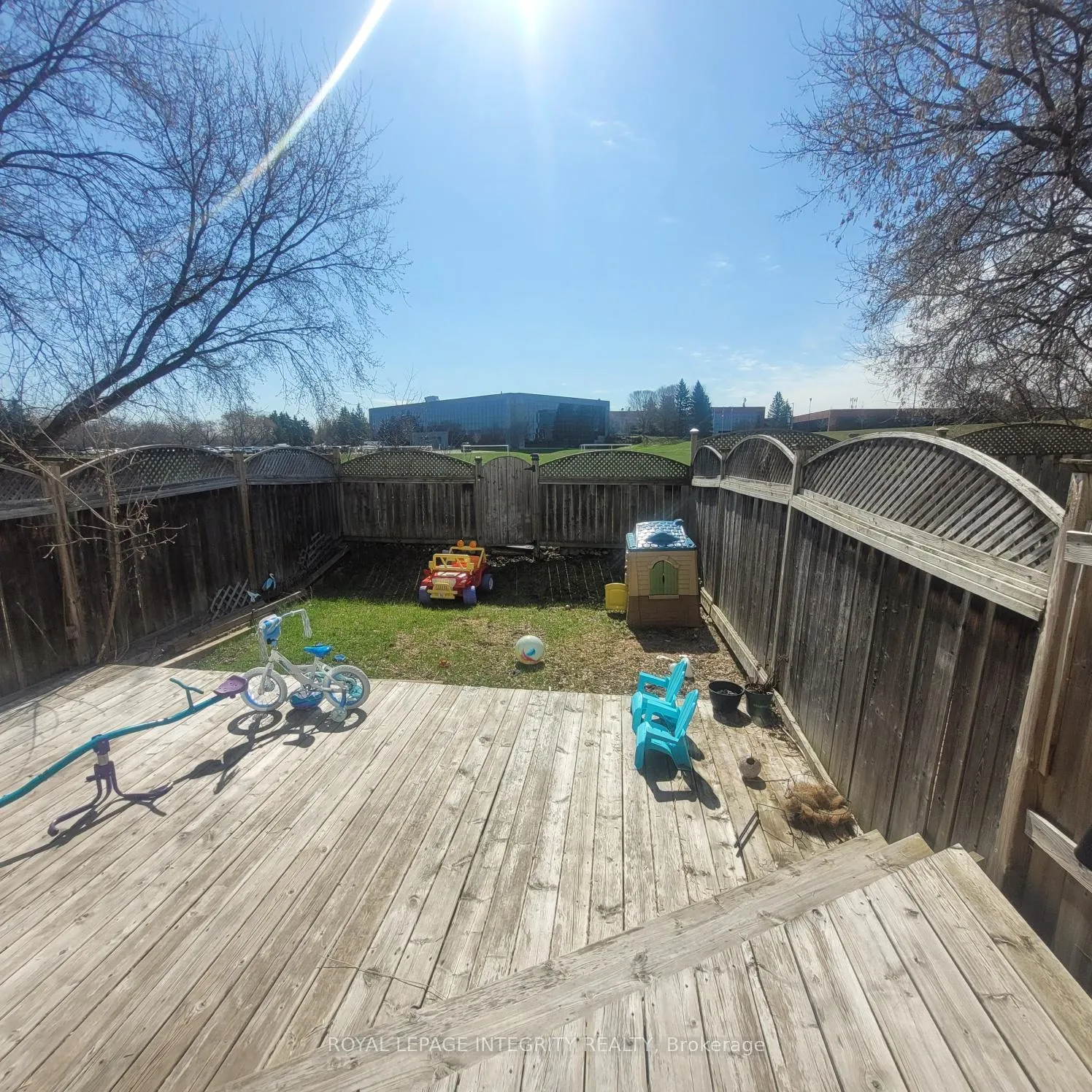 Photo 26 of 554 Aberfoyle Circle, Ottawa, Kanata - Morgan's Grant/South March — HOMEH