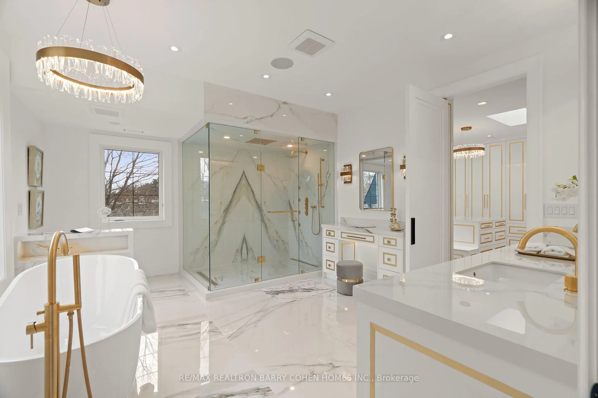Photo 27 of 81 Upper Canada Drive, North York, St. Andrew-Windfields — HOMEH