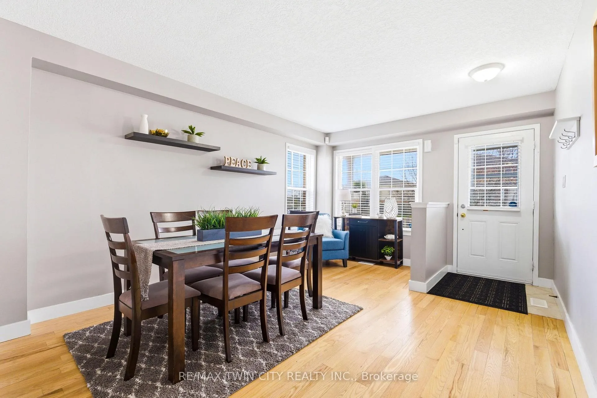 Photo 6 of 65 Bloomington Drive, Cambridge — HOMEH
