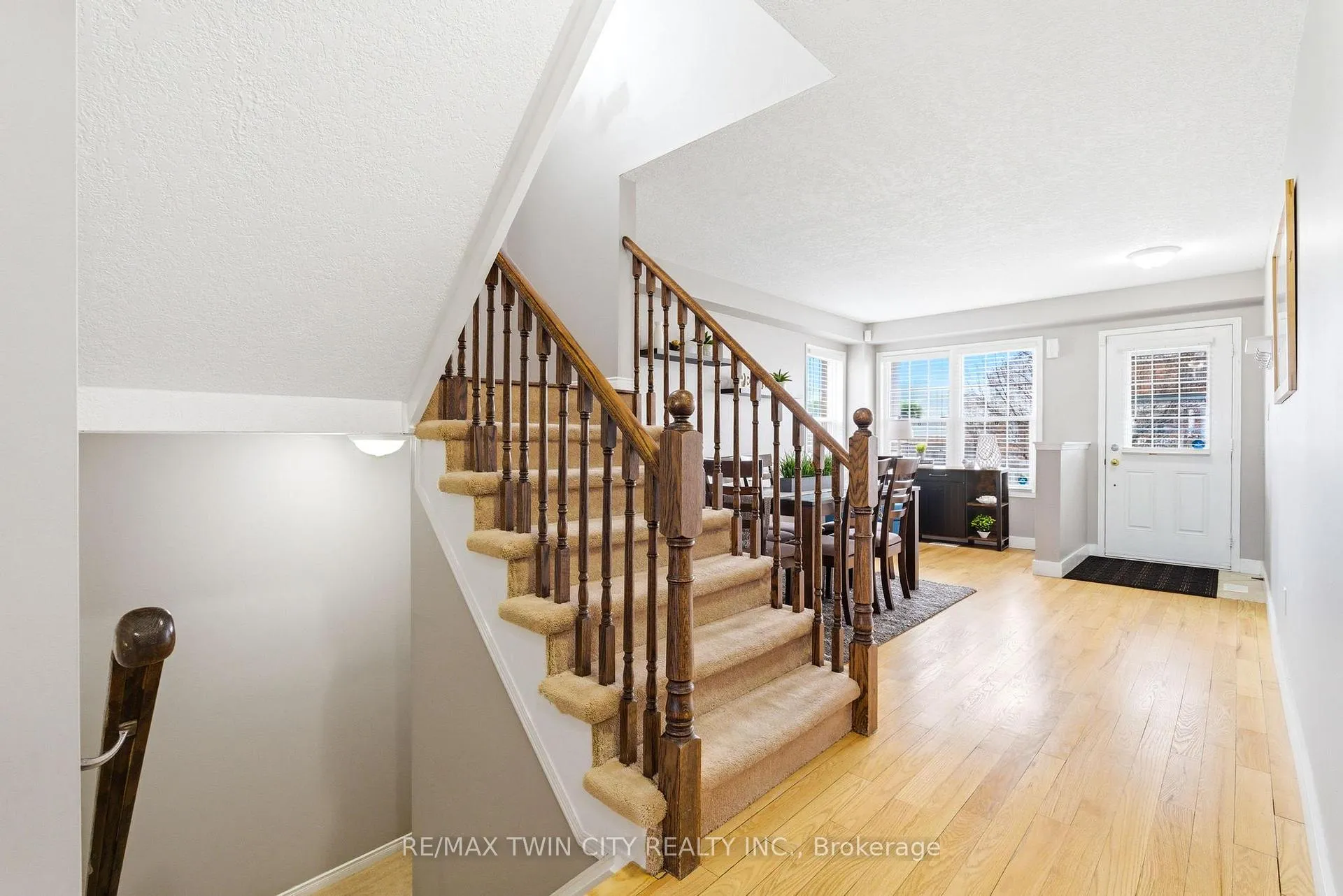 Photo 7 of 65 Bloomington Drive, Cambridge — HOMEH
