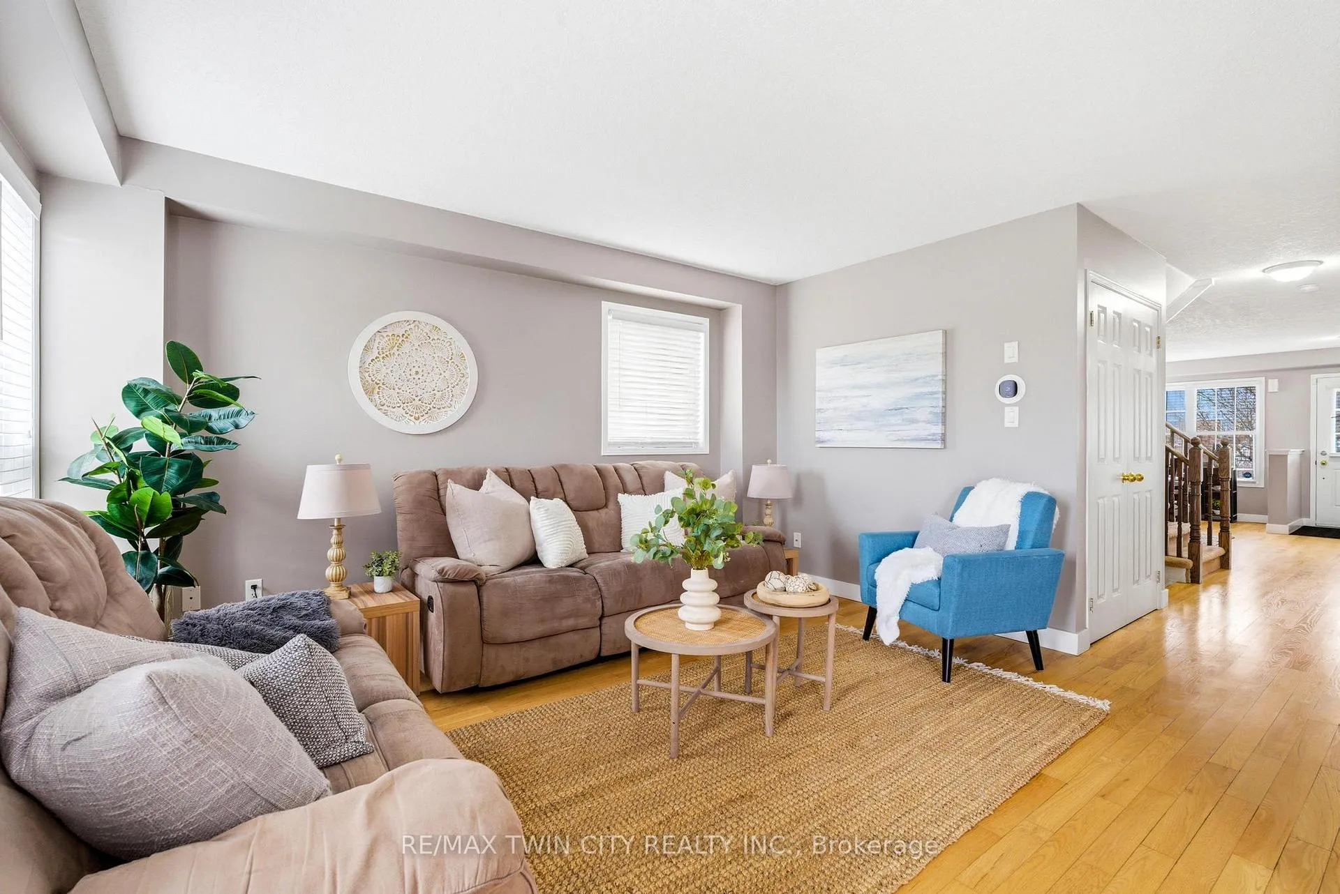 Photo 9 of 65 Bloomington Drive, Cambridge — HOMEH