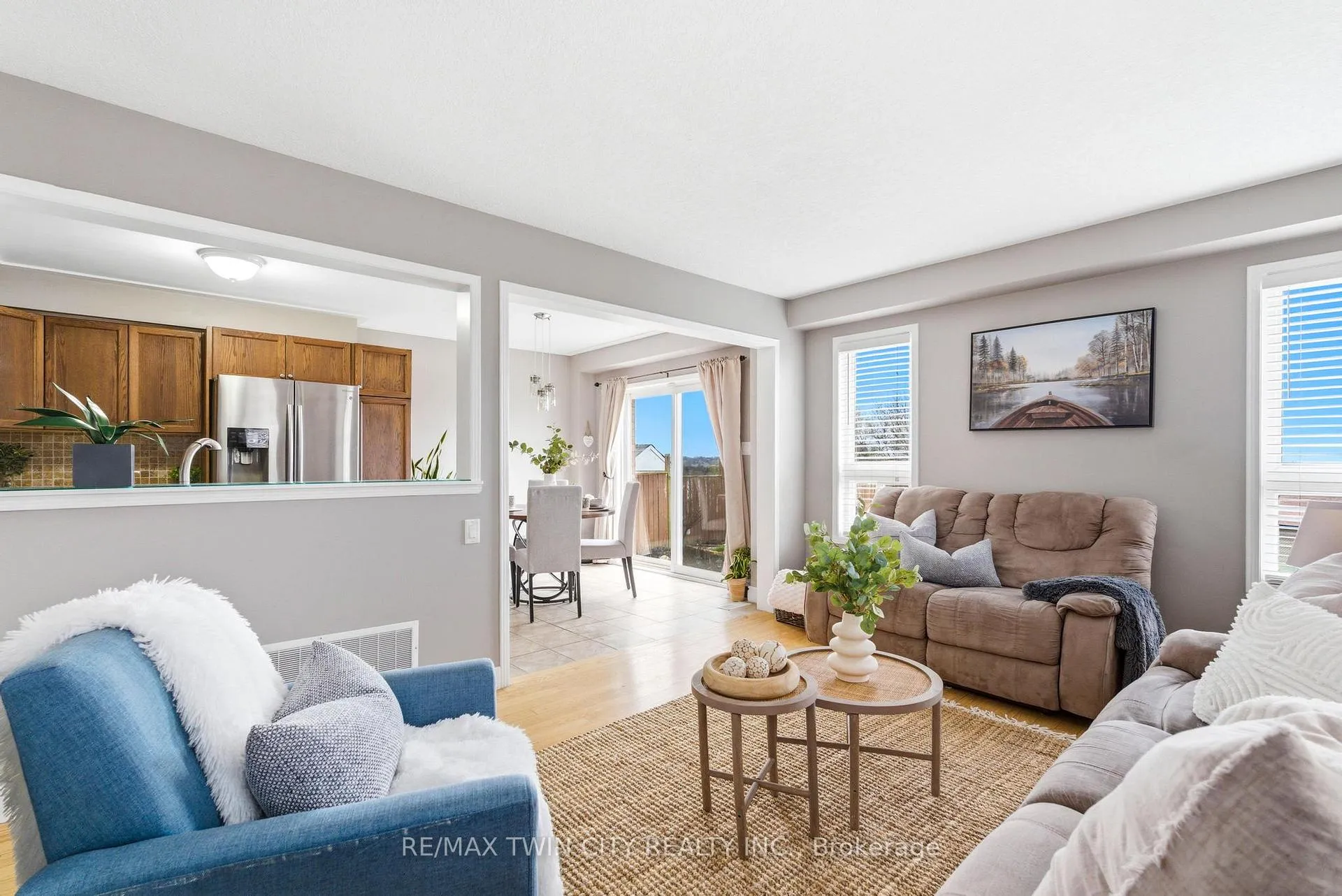 Photo 11 of 65 Bloomington Drive, Cambridge — HOMEH