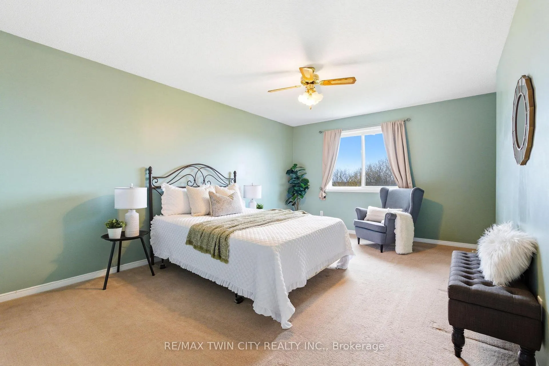 Photo 18 of 65 Bloomington Drive, Cambridge — HOMEH