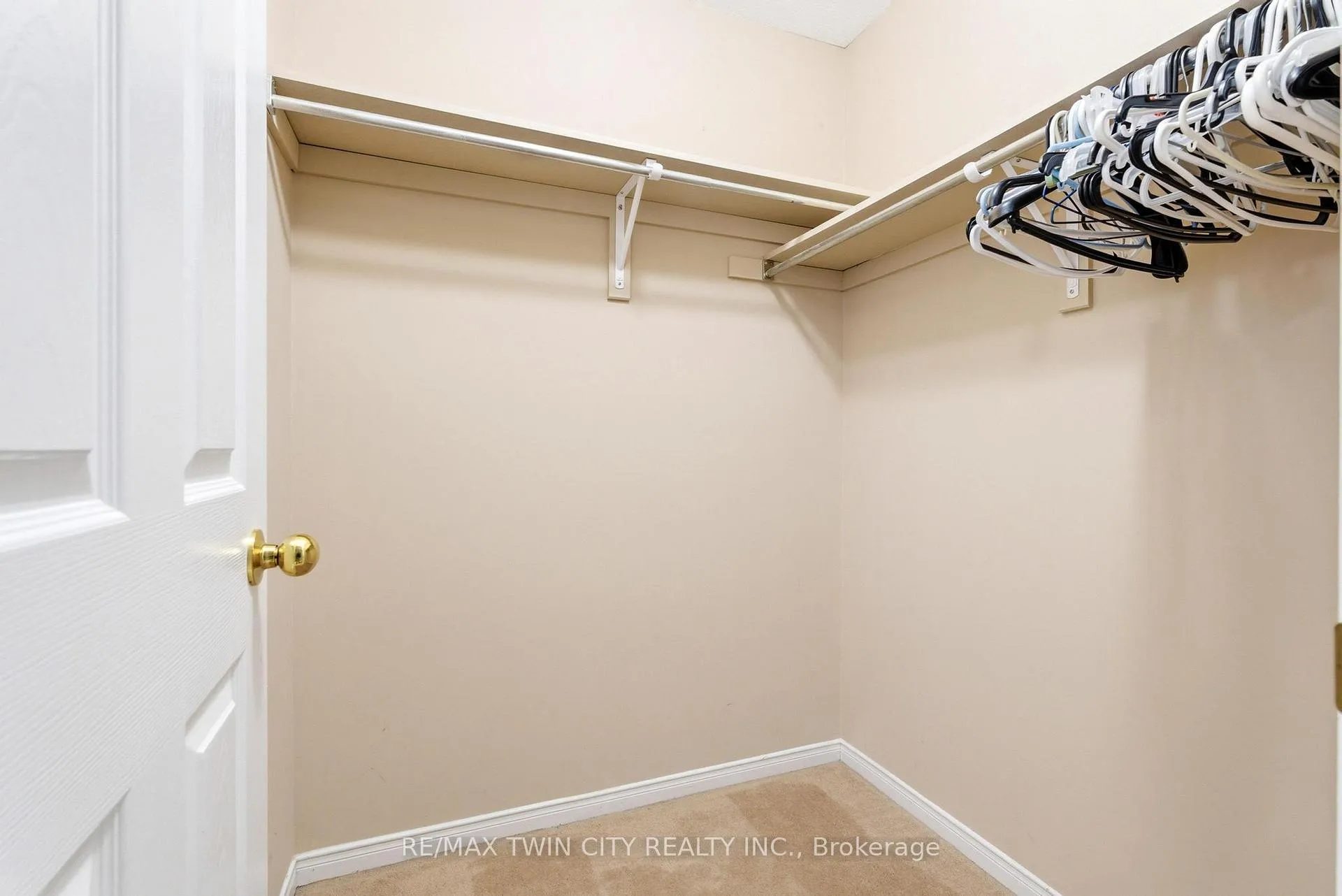 Photo 22 of 65 Bloomington Drive, Cambridge — HOMEH