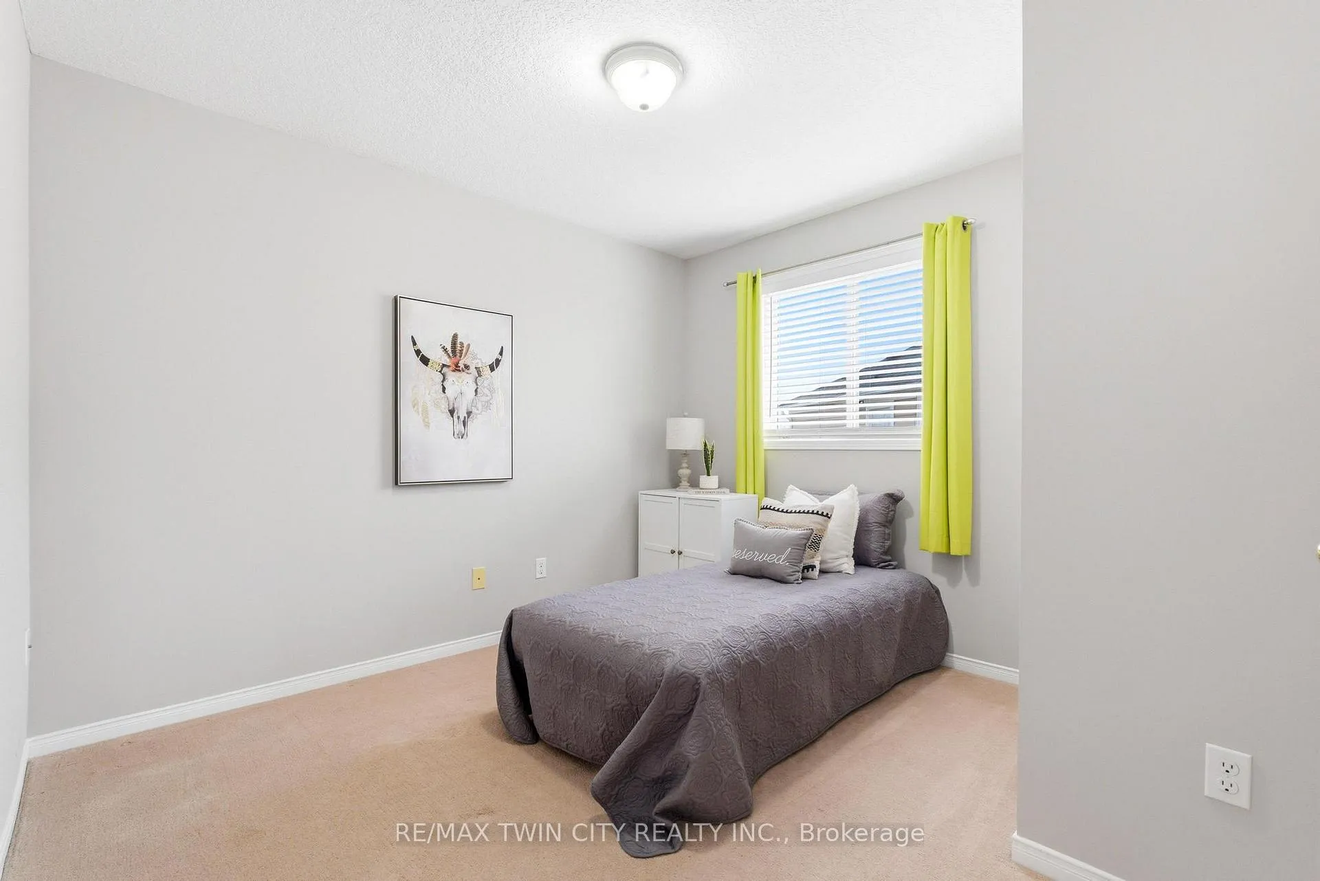 Photo 24 of 65 Bloomington Drive, Cambridge — HOMEH