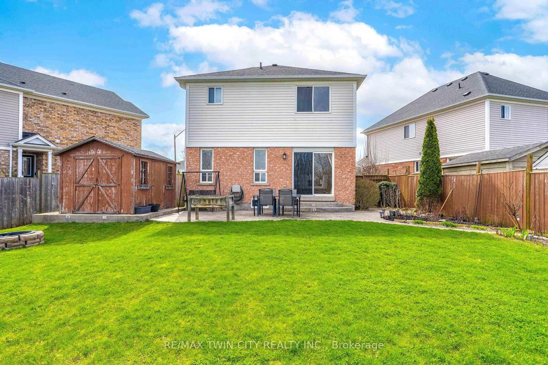 Photo 41 of 65 Bloomington Drive, Cambridge — HOMEH