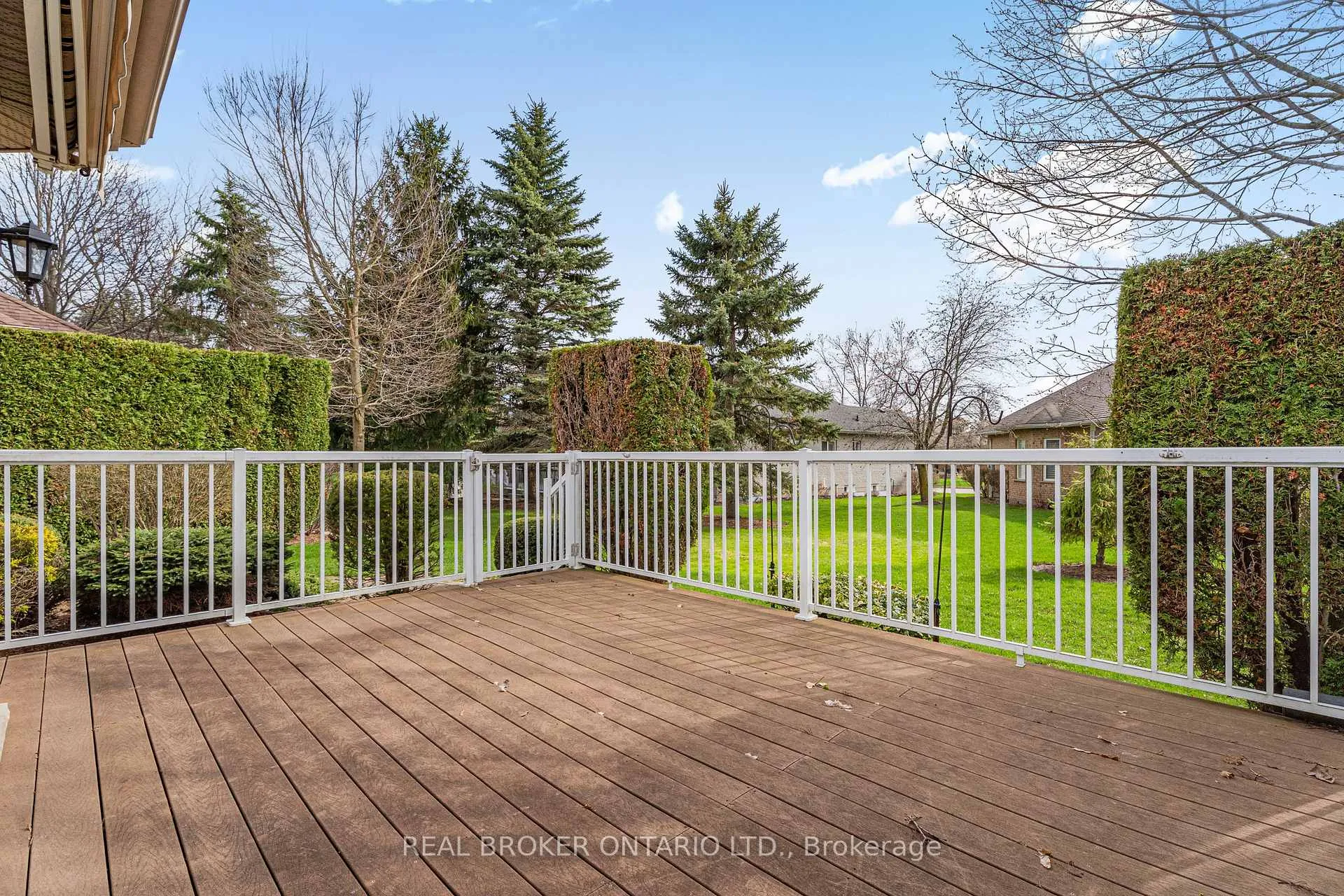 Photo 18 of 17 Parkside Drive, Guelph, Village By The Arboretum — HOMEH