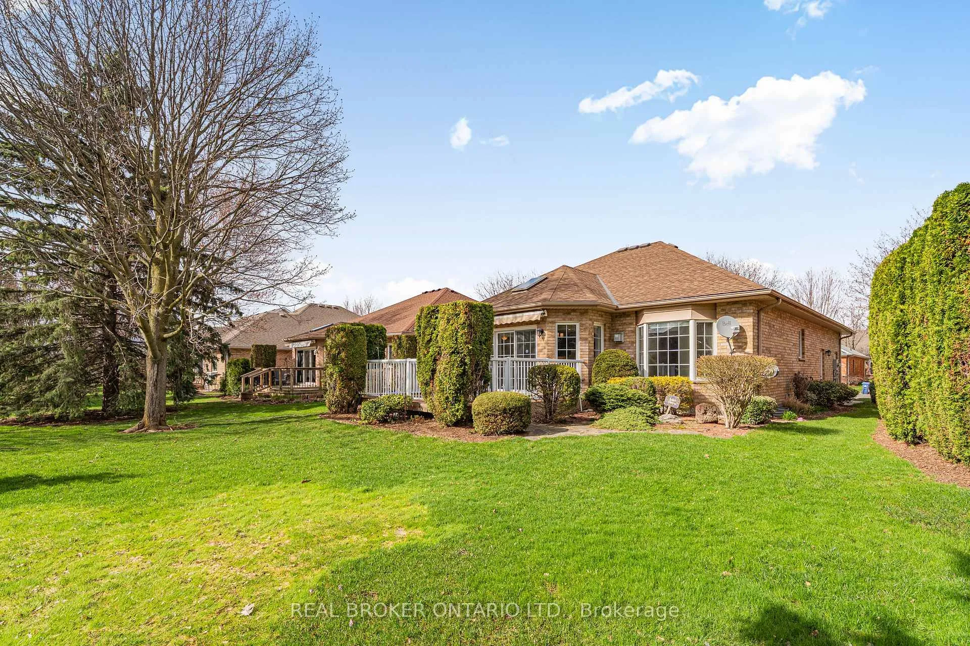 Photo 42 of 17 Parkside Drive, Guelph, Village By The Arboretum — HOMEH