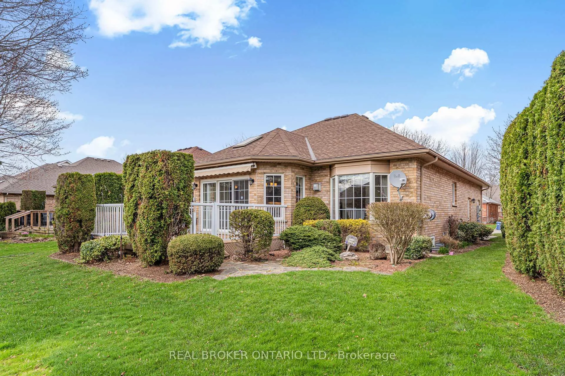 Photo 44 of 17 Parkside Drive, Guelph, Village By The Arboretum — HOMEH