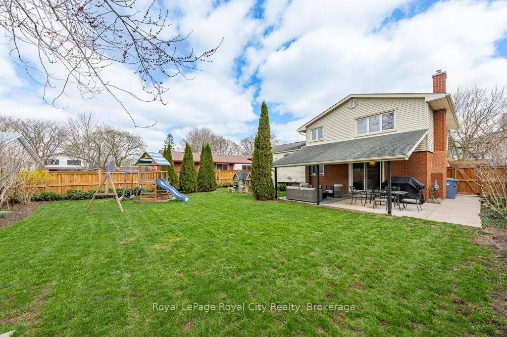 Photo 34 of 5 Skye Place, Guelph, Dovercliffe Park/Old University — HOMEH