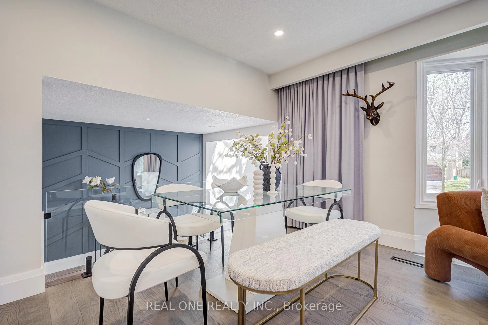 Photo 14 of 14 Brookfield Court, Markham, Markham Village — HOMEH
