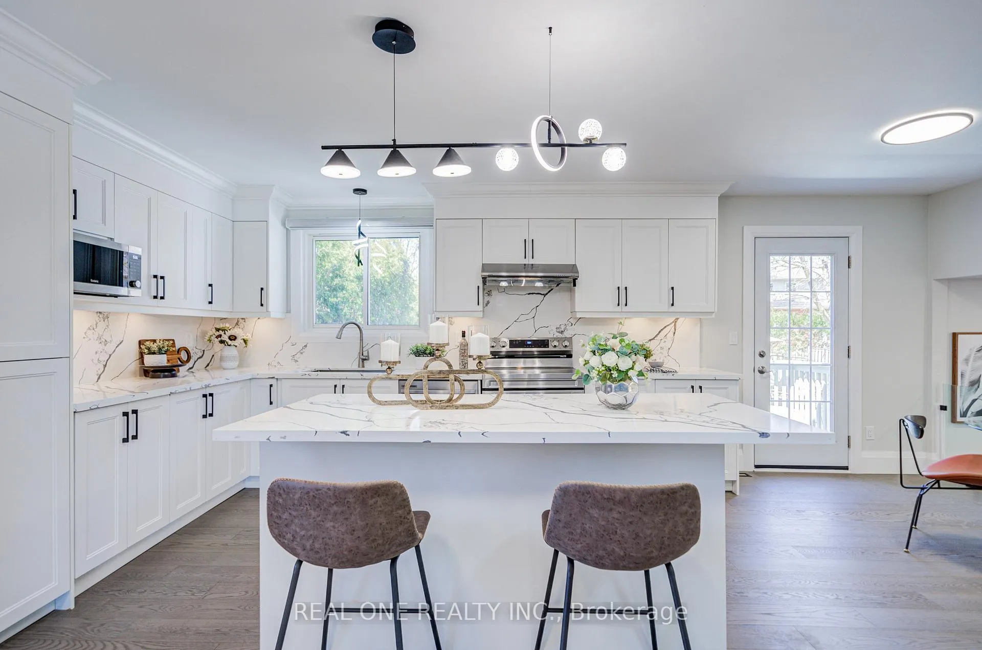 Photo 22 of 14 Brookfield Court, Markham, Markham Village — HOMEH