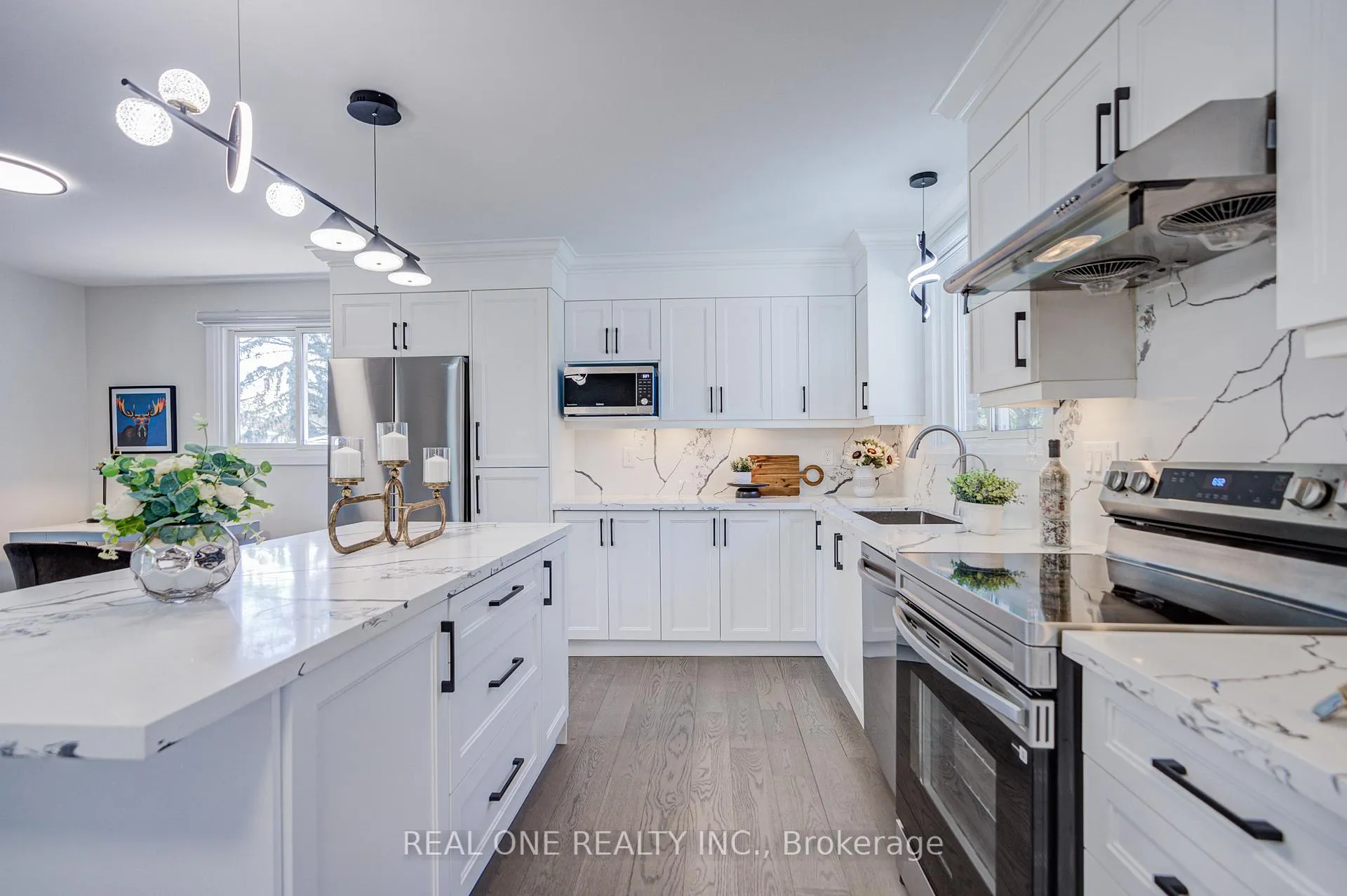 Photo 26 of 14 Brookfield Court, Markham, Markham Village — HOMEH